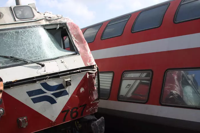 התנגשות בין רכבות סמוך לתחנת הרכבת בנתניה, אפריל 2011