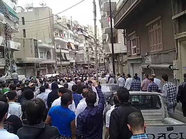 המשטר ממשיך לחפש דרכים לעצור את המהומות. הפגנה בבניאס, השבוע