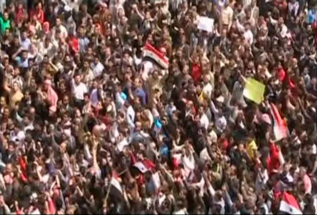 ביום שישי האחרון התרחבו הפגנות לבירה דמשק, כוחות רבים התפזרו ברחבי העיר. הפגנה נגד השלטון בעיר דרעא