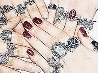 מתלבשים מספיק ודי