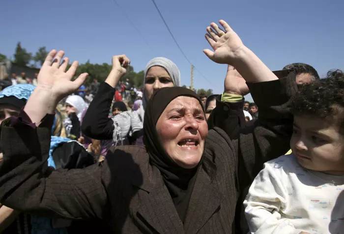 פליטים שברחו מסוריה ללבנון, מפגינים נגד אסד בוואדי חאלד