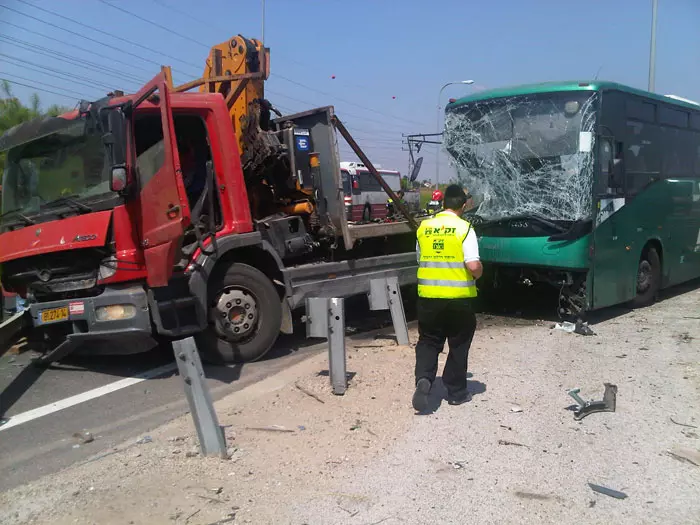 "מדובר בתאונה קשה מאוד". זירת התאונה, היום