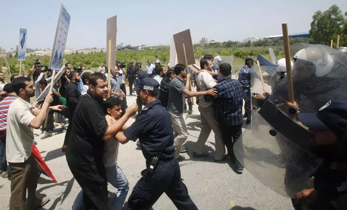 לא ידוע על נפגעים. ההפגנה היום במחסום ארז