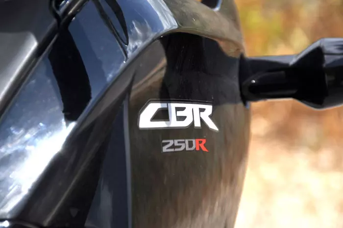 הונדה CBR250R החדש במבחן ראשון בישראל