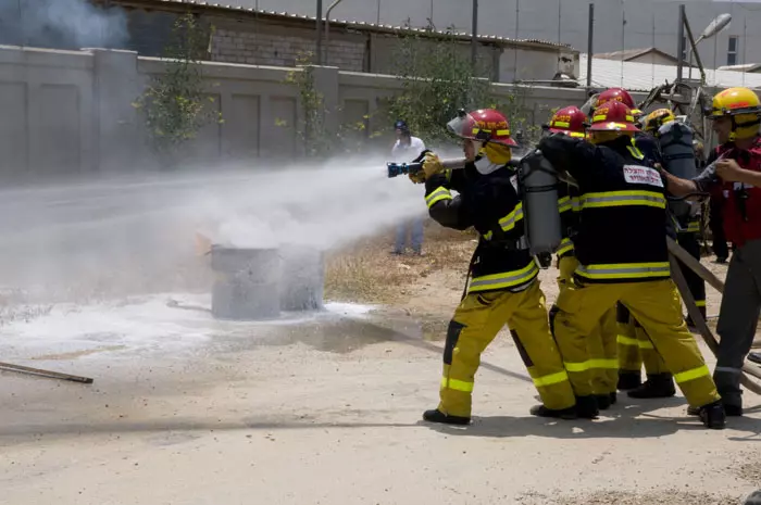 "אנו מתרגלים מאות מערכות במדינה והיעד הוא לתאם ביניהן כמה שניתן", כוחות כיבוי פועלים ברידינג