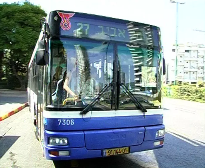 נוסעי אוטובוס על הרפורמה: "במקום לייעל - מקשים"
