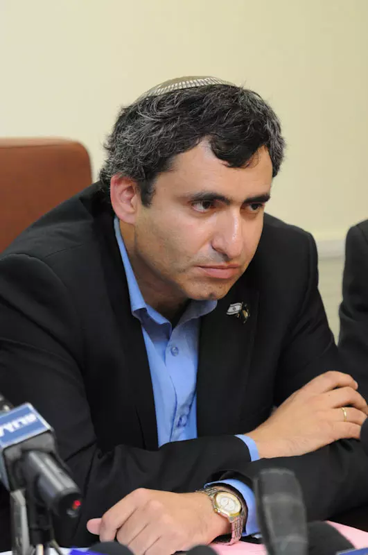 "מדובר בחוק נכון שהיה צריך לעשות את הצדק ולהחזיר את ההשפעה שמגיעה בדין לרוב עורכי הדין בישראל". אלקין