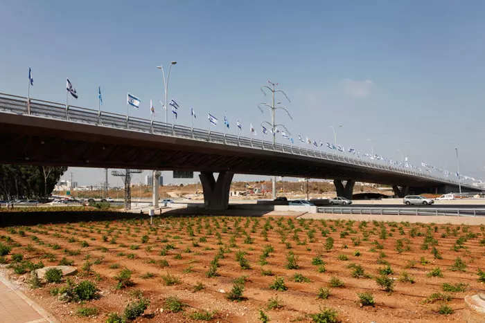 מחלף אם המושבות החדש