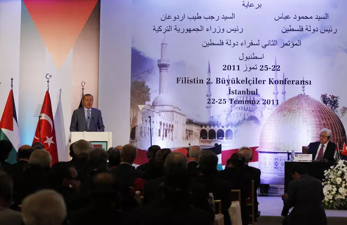 "מקווים שהסכם הפיוס הפלסטיני ייחתם בהקדם האפשרי". ארדואן בכינוס באיסטנבול, היום