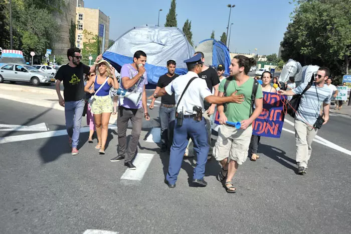 מואסים בסדר היום. מחאת הדיור בירושלים