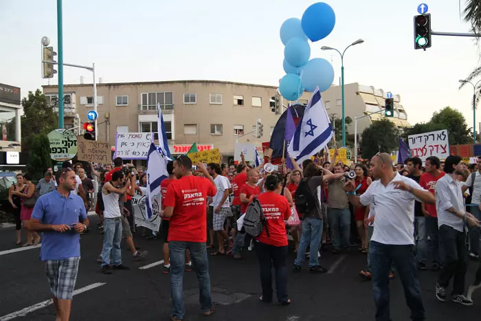 "מאבק עממי שאינו מובל על ידי שום גוף פוליטי או ממוסד". מחאת הדיור בחיפה