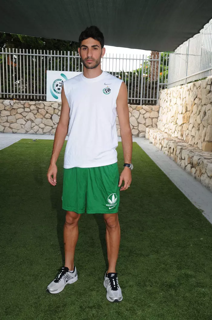 ימריא עם הקבוצה לסלובניה. עזריאל