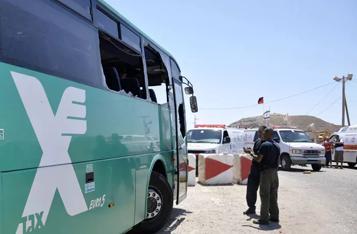 "ישראל הביעה התנצלות וחרטה עמוקה על האירוע". האוטובוס שנפגע בפיגוע המשולב