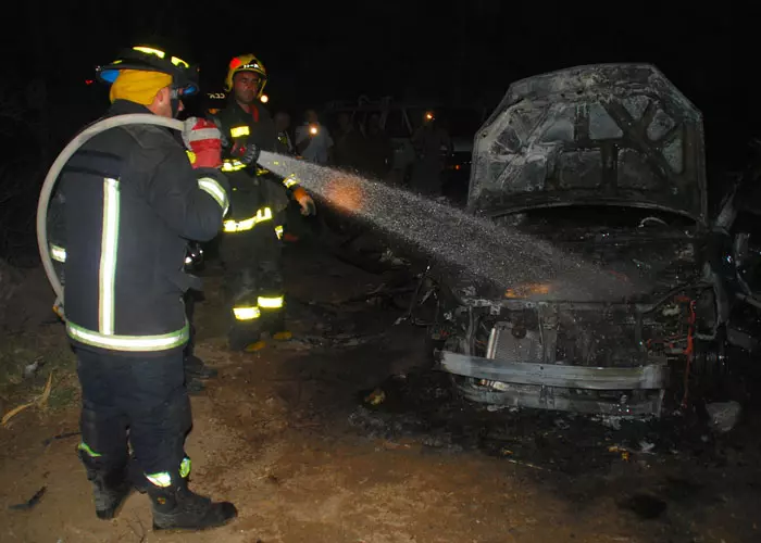 הסולידריות הביטחונית שכל פיגוע מדגיש, אינה יוצאת דופן, שהרי הגורל שפוגע בך או ביקרים לך הוא עיוור. מכונית שנפגעה ישירות מרקטת גראד