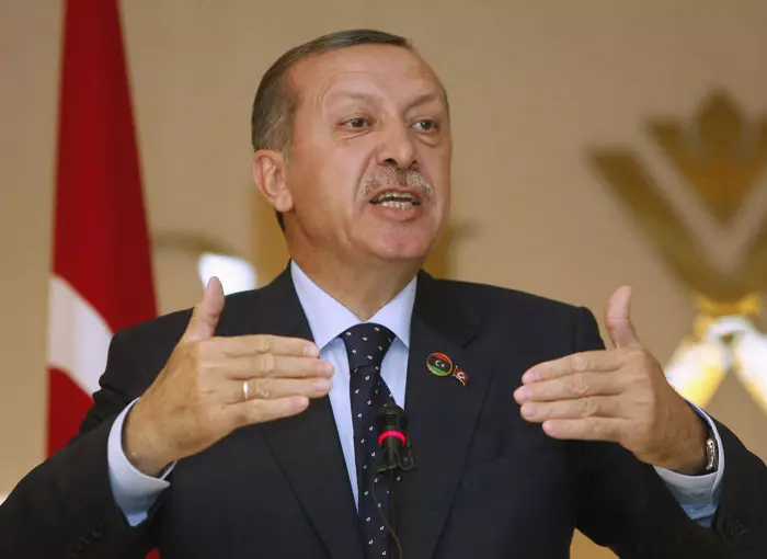 לטורקיה עלולים להיות אינטרסים שונים ואף מנוגדים לאלה של אירן. ראש ממשלת טורקיה, רג'יפ טייפ ארדואן