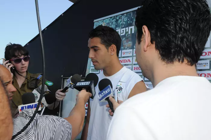 "ננסה לעמוד טוב על המגרש ולהשיג תוצאה שנהיה גאים בה". אייל גולסה
