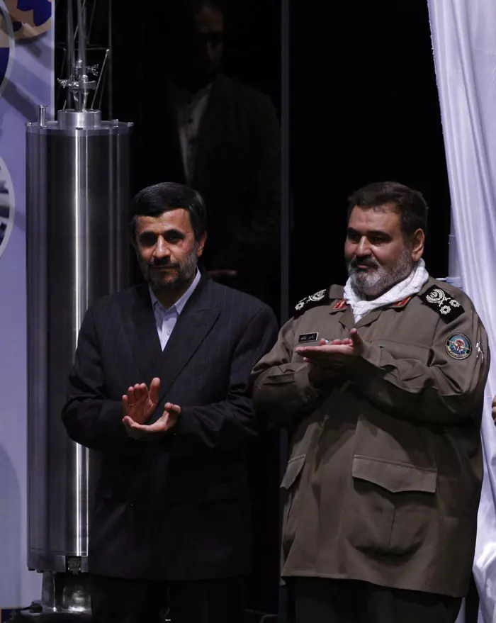 רמטכ"ל אירן, הגנרל חסן פיירוז-עבאדי, עם נשיא אירן מחמוד אחמדינג'ד