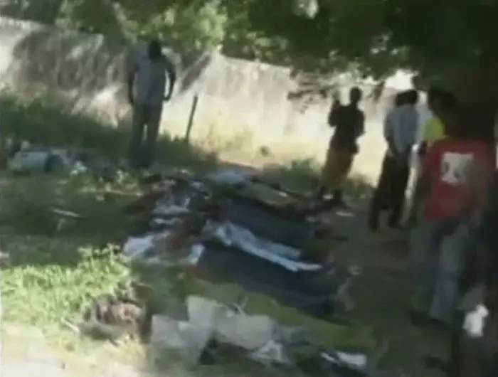 הטלוויזיה הניגרית שידרה תמונות של גופות במקום המתקפה בעיר דמטורו