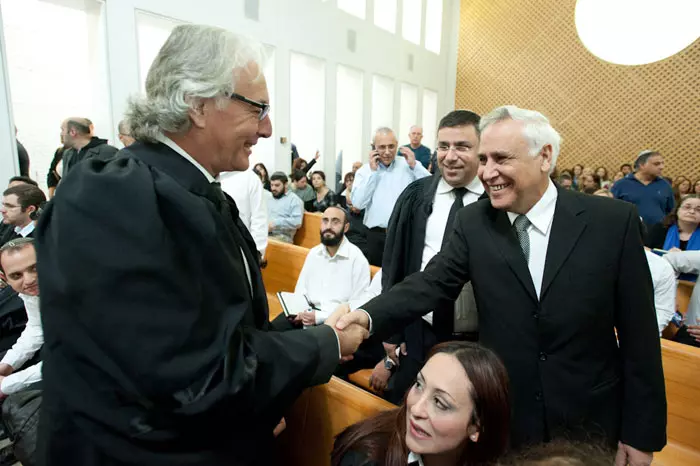 משה קצב בבית המשפט העליון
