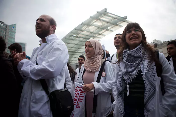 "יכבדו את החלטת רוב המתמחים בארץ"