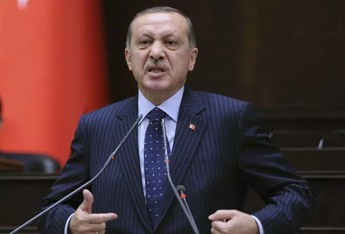 "טורקיה היא מדינה חילונית והיא לא המודל של מדינה איסלמית שמיישמת את הוראות האיסלם". ראש ממשלת טורקיה, רג'פ טייפ ארדואן