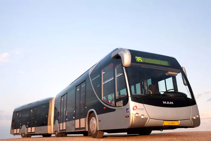 המטרונית בישראל. מחכים לרכבת הקלה ב-2017