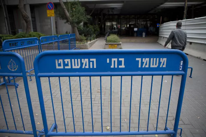החתימה בפועל תיעשה להערכת הצדדים לאחר חג הפסח