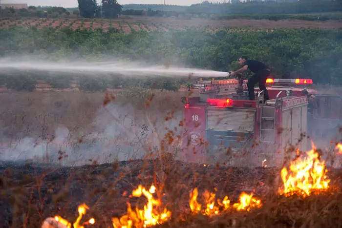 "הצעת החוק מבקשת לדרוש את חירות ההתארגנות של הכבאים, פוגעת בתנאי השכר והפנסיה של הכבאים ולא נעשה שום מהלך לגיבוש מבנה ארגוני ראוי"