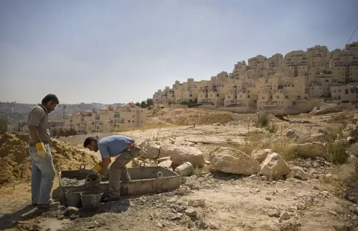 ביקורת מימין. בנייה בהתנחלות הר חומה