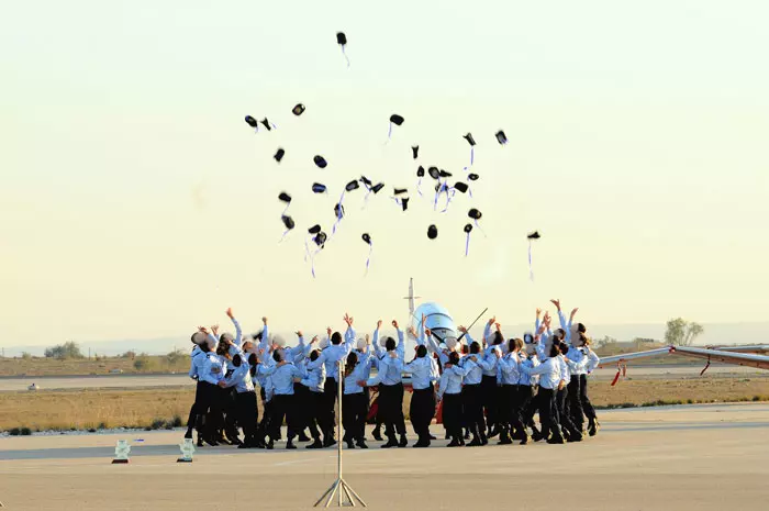 מסדר כנפיים, טקס סיום קורס טיס 163, בחצרים, דצמבר 2011