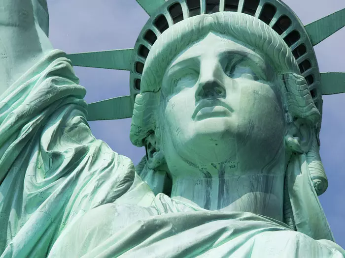 לבעלי תקציב של 100 אלף שקל. פסל החירות בניו יורק