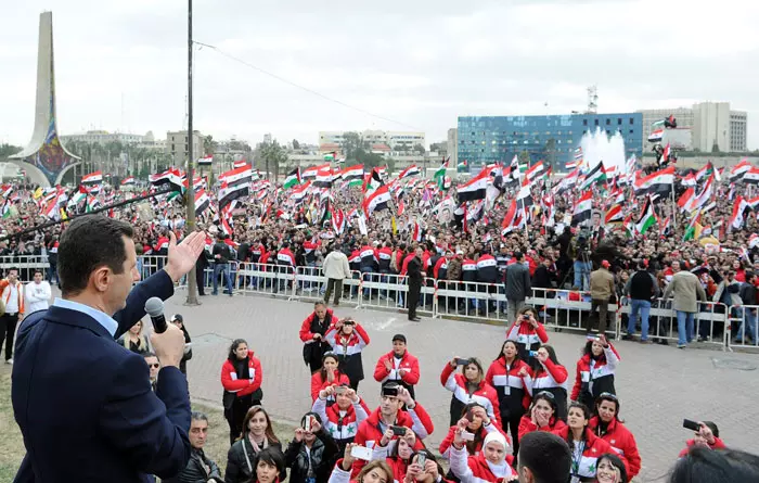 אסד נואם מול תומכיו בדמשק, בשבוע שעבר