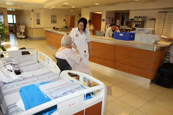 בשנים 2008-2010 הגיעו חובות משרד הביטחון לבית החולים הלל יפה לכ-11 מיליון שקל
