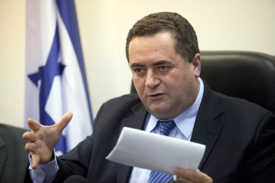ככל שתקופת הליווי ארוכה יותר כך מעורבותם בתאונות דרכים קטלניות קטנה יותר. שר התחבורה ישראל כץ