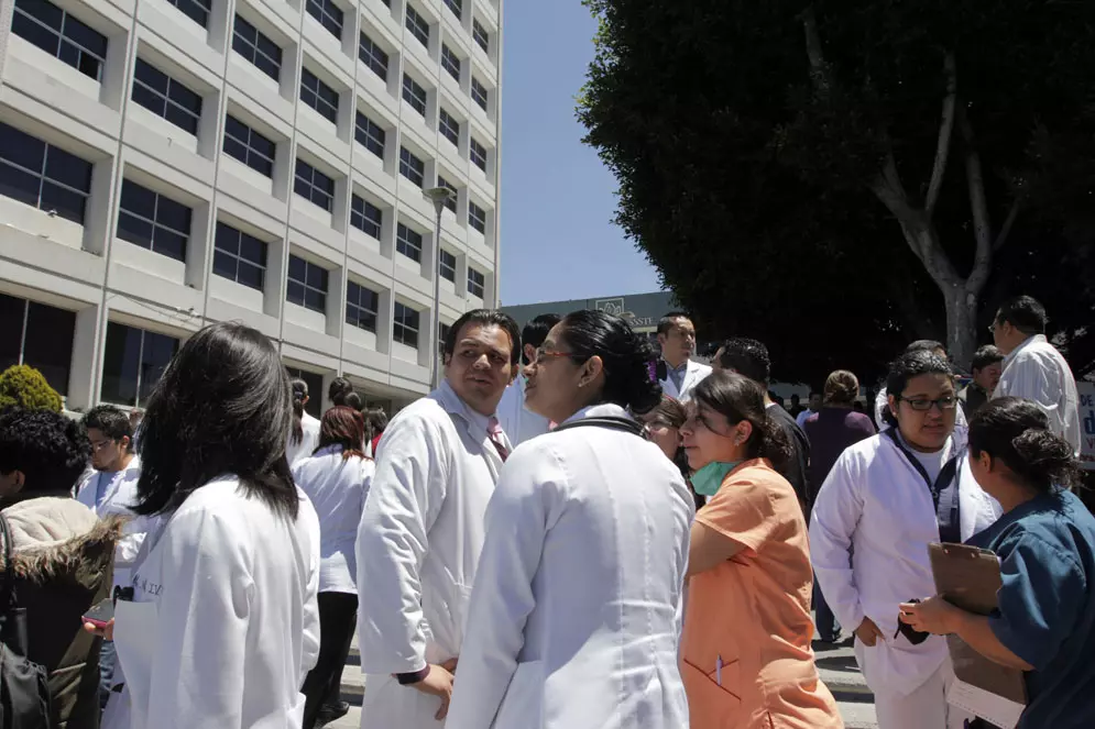פינוי בית חולים במקסיקו ברעידת האדמה שהורגשה שם לפני כשלושה שבועות
