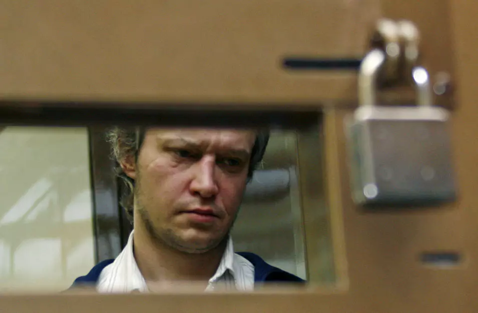 "רוצח השח-מט". אלכסנדר פיצ'ושקין, שנכלא ב-2007 בגין רצח ואכילת 48 בני אדם