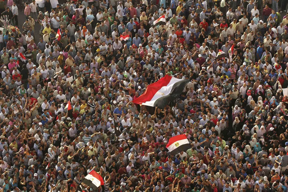 המצרים מוחים בקהיר על גזר הדין שניתן למובארק