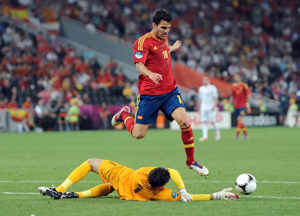 ססק פברגאס מול הוגו לוריס, נבחרת ספרד מול צרפת