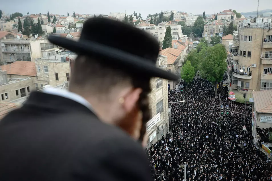 בשבוע הבא יוגשו המסקנות והצעות החוק, ובינתיים אין פשרה באופק