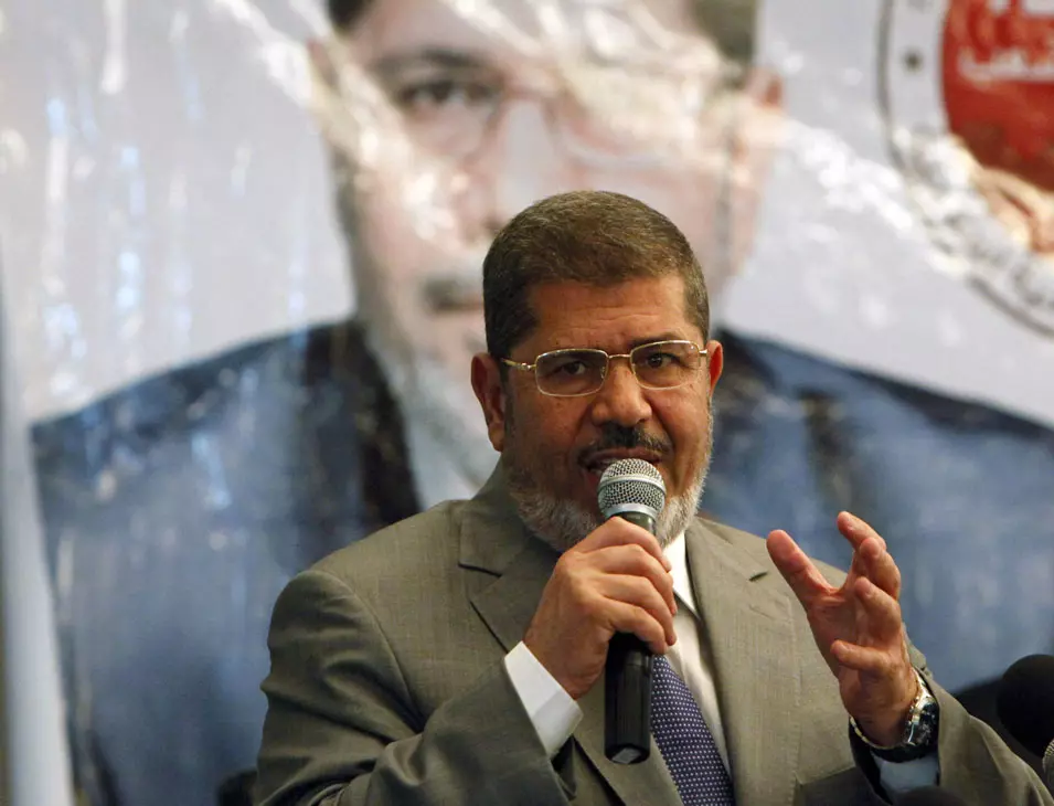 "מצרים תתמוך בעם הפלסטיני במאבקו החוקי להשגת זכויותיו". מורסי