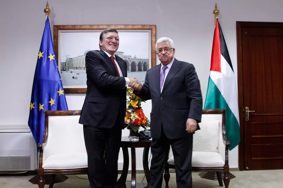 הנשיא הפלסטיני אבו מאזן ונשיא הנציבות האירופית, ז'וז'ה מנואל מרוסו, אתמול ברמאללה