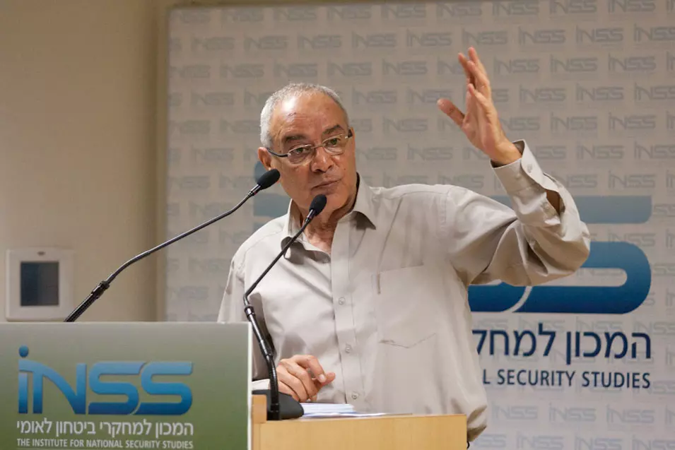 "כאשר יגיעו לקבלת ההחלטות, מישהו ימצא תירוץ". חלוץ