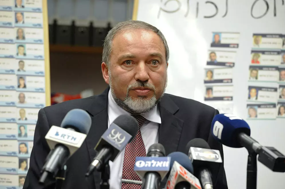 "האחריות להפלת המטוס הטורקי מוטלת על בשאר אסד". שר החוץ אביגדור ליברמן