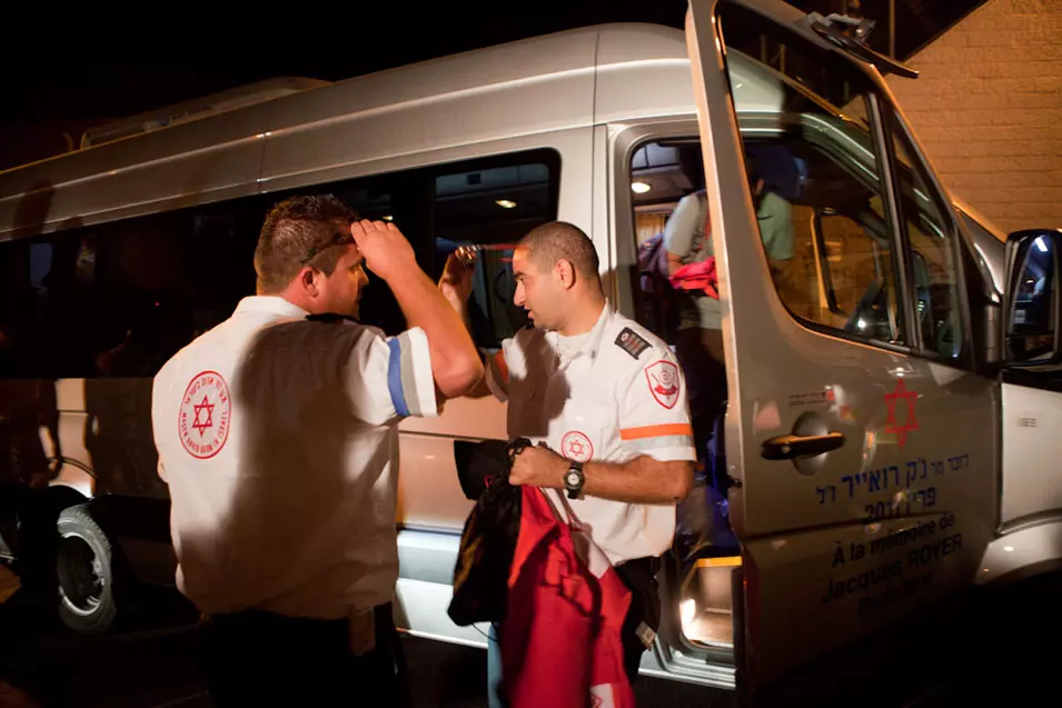 משלחת מדא יוצאת לבורגס בולגריה בעקבות הפיגוע, יולי 2012