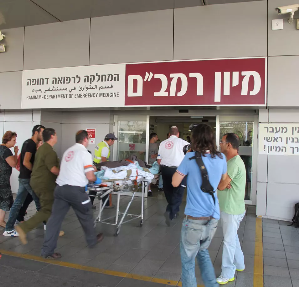 רק אתמול הגיעו לבקר את התינוק. בית החולים רמב"ם