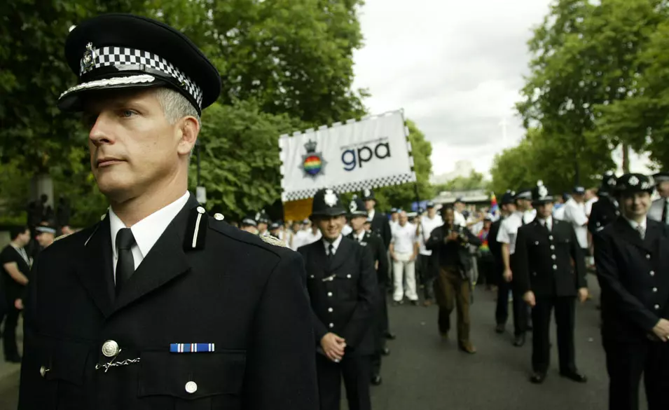 "אנשים מסוימים עדיין מאמינים לסטריאוטיפים לגבי הומואים". מצעד הגאווה בלונדון