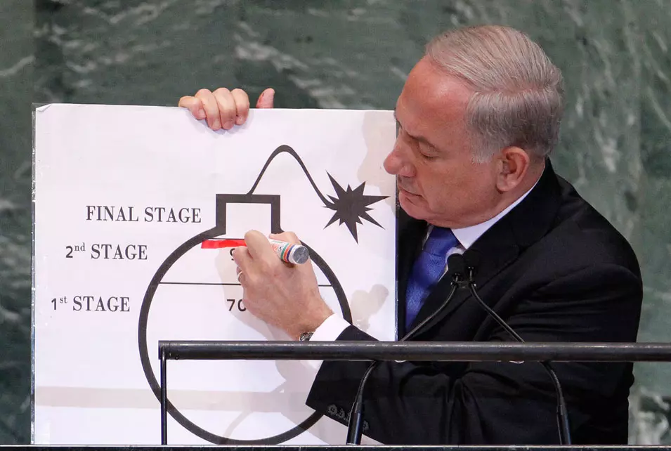 ראש הממשלה נתניהו בעצרת האו"ם, עם תרשים "הפצצה האירנית"