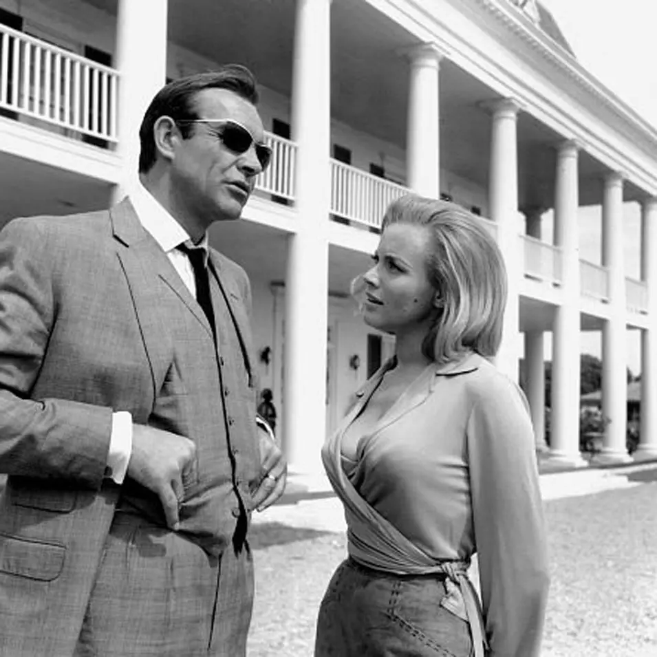 הונור בלקמן מגלמת את פוסי גאלור בסרט 'גולדפינגר', 1964