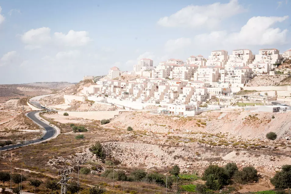 באירופה זועמים על בניית יחידות חדשות. ביתר עילית