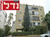 בניין בן 40 שנה עם מעלית וחנייה